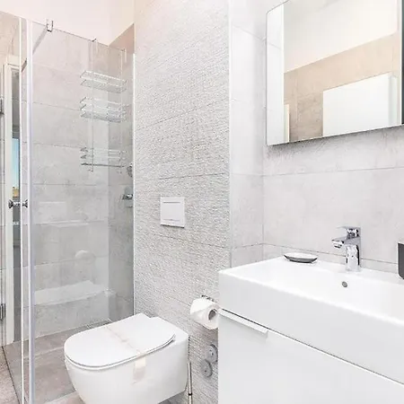 Anne By Guide Villa *